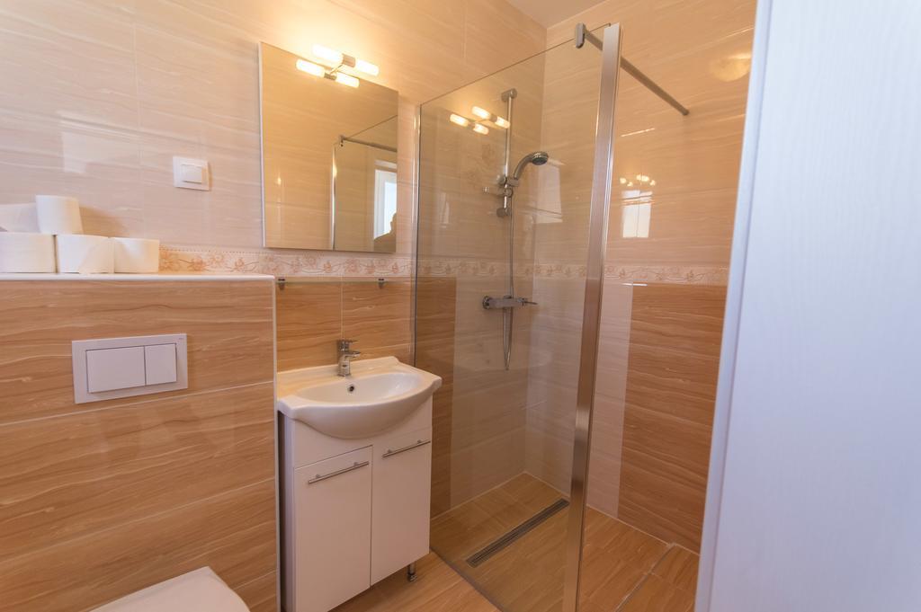 Villa Tina Novalja Ngoại thất bức ảnh