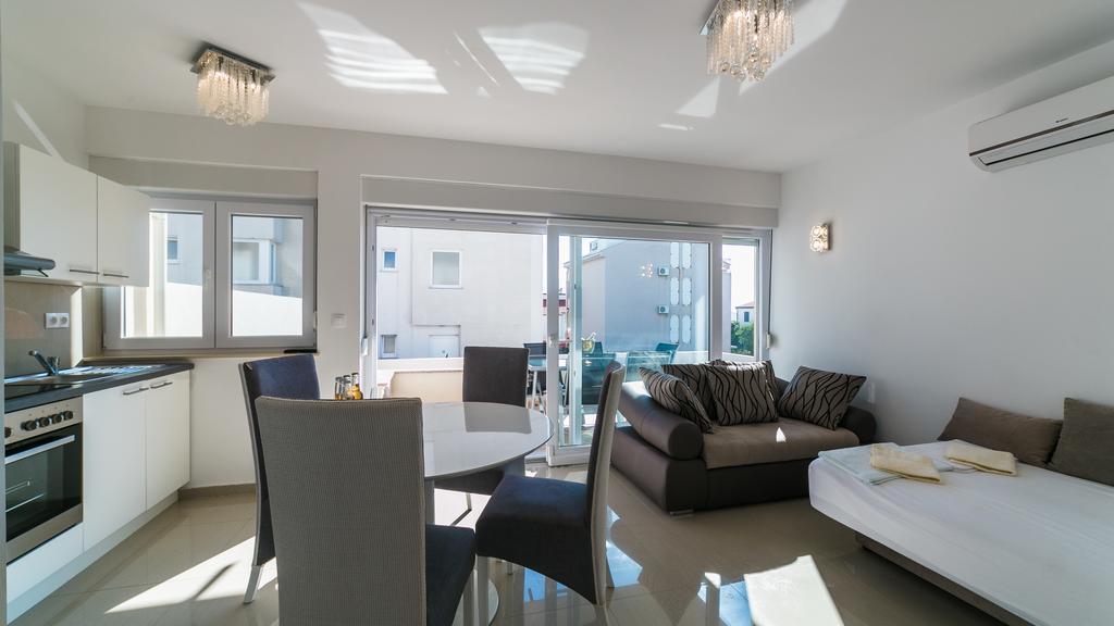 Villa Tina Novalja Ngoại thất bức ảnh